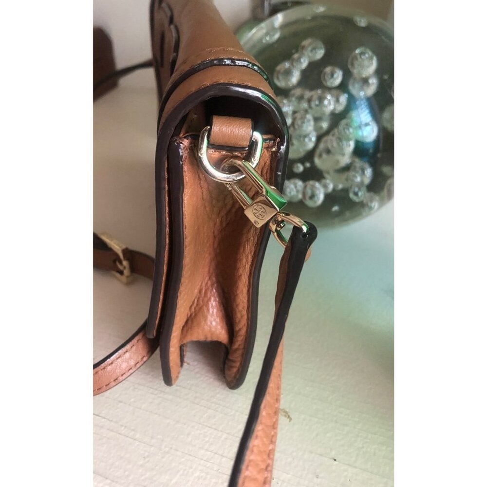 Tory Burch ALL T Crossbody Bag Bark - Picture 2 of 12